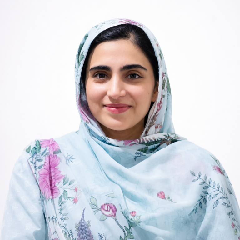 Dr Aaqla batool M.B.B.S